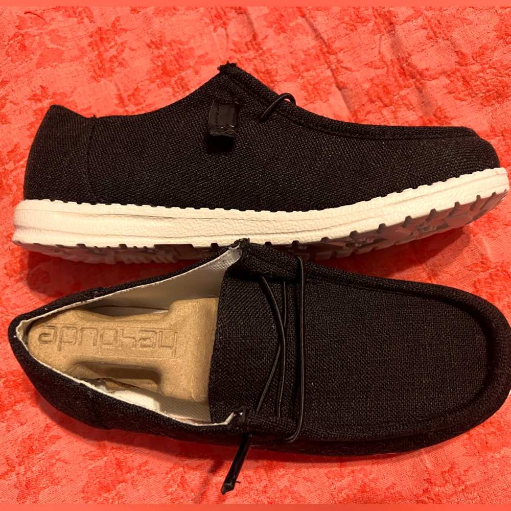 Faux Hey Dude Loafer/Boat Shoes Size 6/6.5 Women